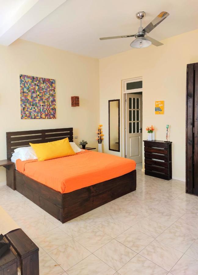 Casa Bom Dia Hotell Mindelo Exteriör bild
