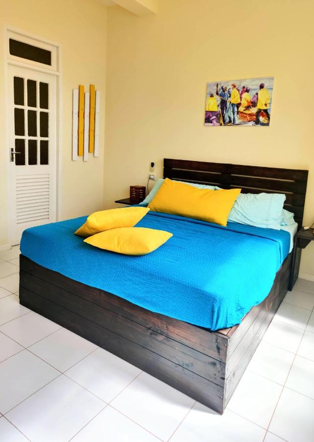 Casa Bom Dia Hotell Mindelo Exteriör bild